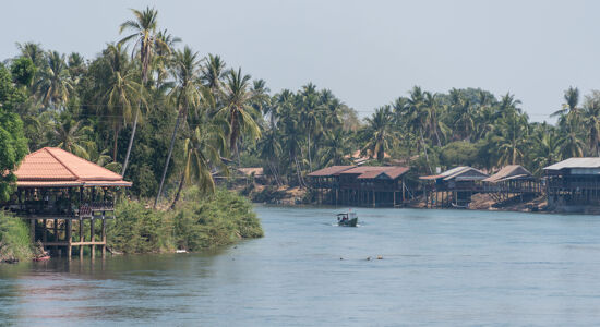 Don Khong Island local houses
